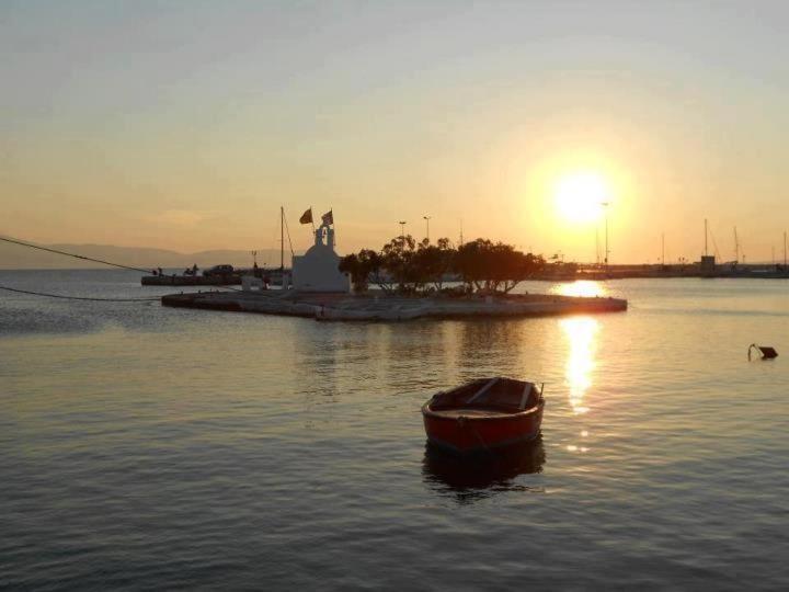 Gatis Place Naxos City Luaran gambar
